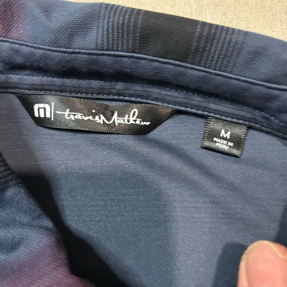 Travis Mathew Staycation Polo Mauve Wine Men’s Polo Size Medium Casual - Picture 3 of 5
